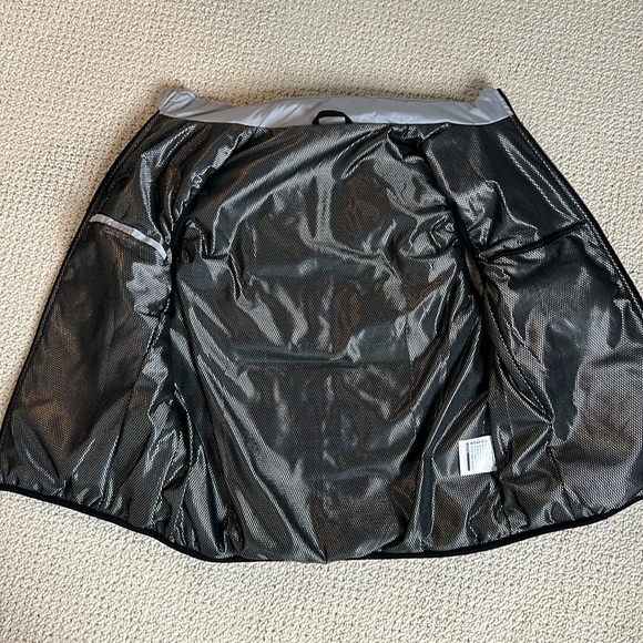 Heated vest size L light grey, battery operated/charge pack included - unisex - Picture 4 of 6